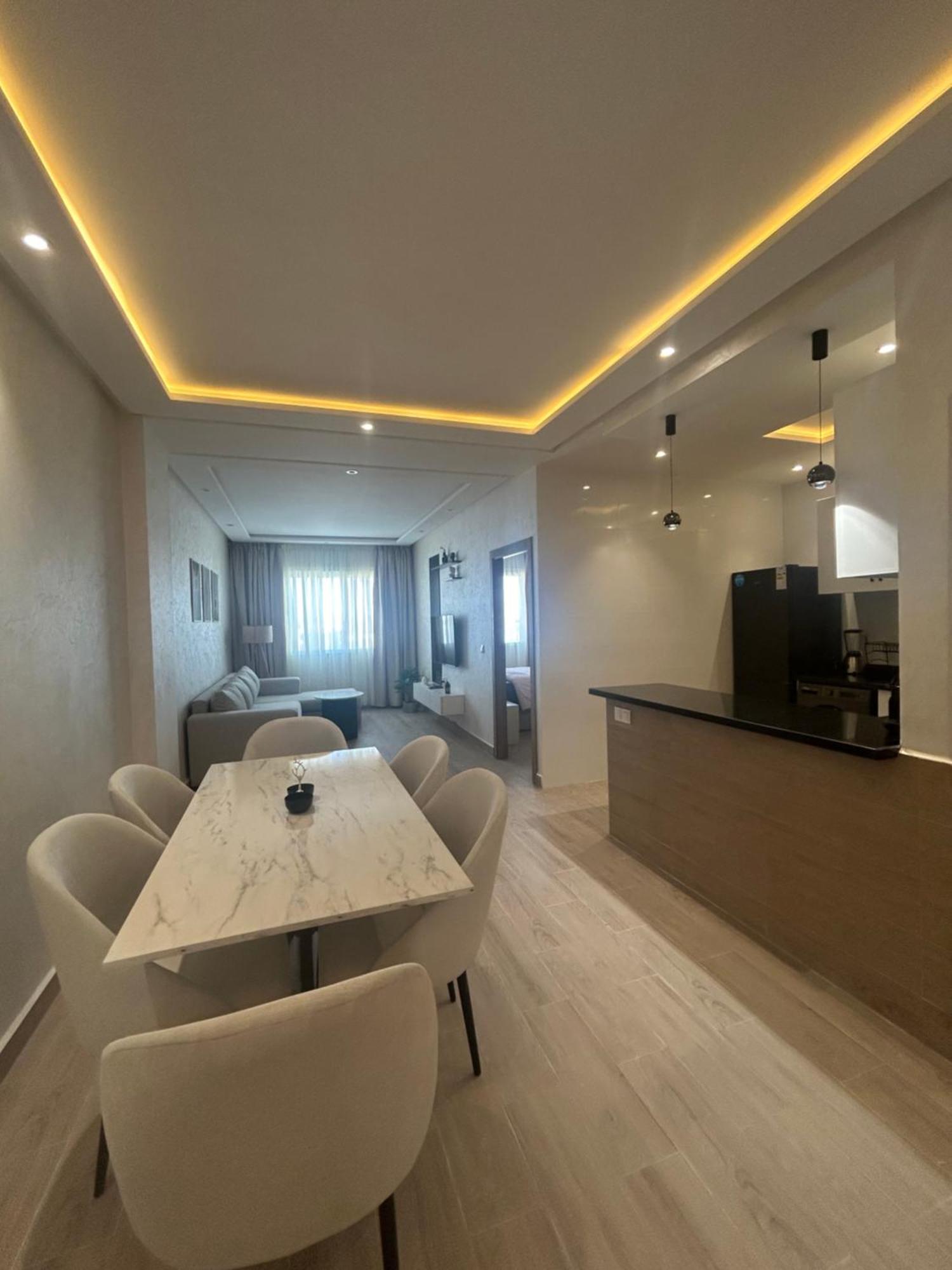Appartement Haut Standing En Face De La Marina Et A 200M Du Port De Tanger - Appt 2 Extérieur photo