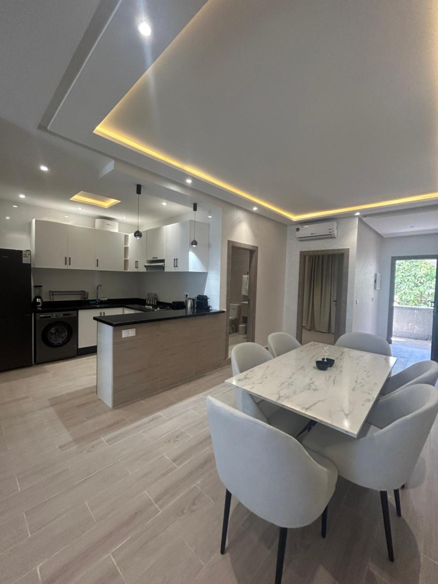 Appartement Haut Standing En Face De La Marina Et A 200M Du Port De Tanger - Appt 2 Extérieur photo